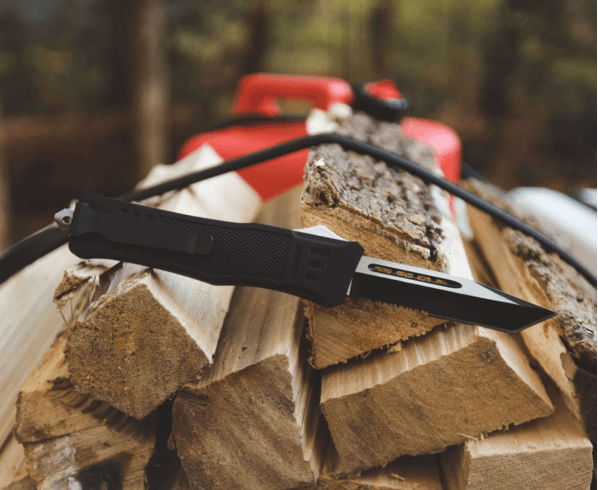 Simple Reasons to Always Pack a Folding Knife When Camping